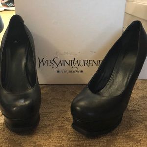 Yes Saint Laurent Black Tribute Pumps